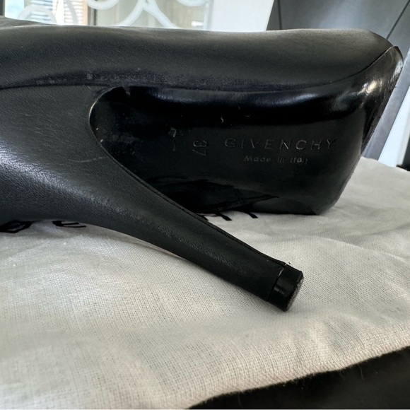 Givenchy booties. - Picture 9 of 10